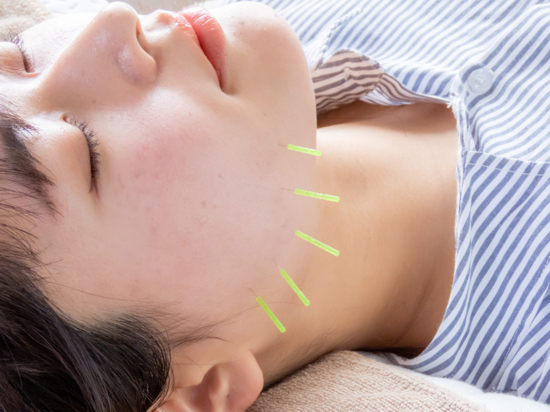 歩くたびにつらい膝の痛みを改善|Moveact金光店